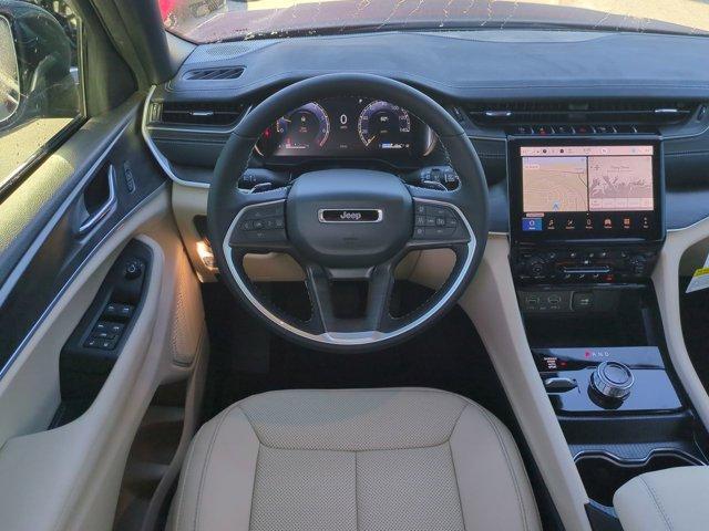 new 2025 Jeep Grand Cherokee car, priced at $49,714
