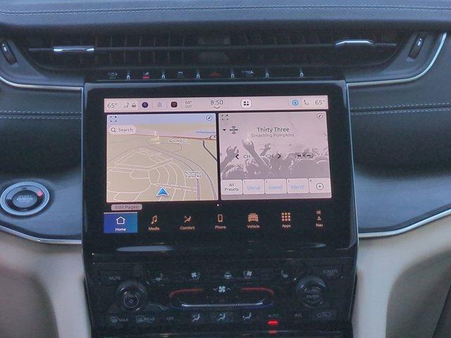 new 2025 Jeep Grand Cherokee car, priced at $49,714