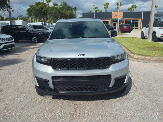 new 2025 Jeep Grand Cherokee L car, priced at $49,461