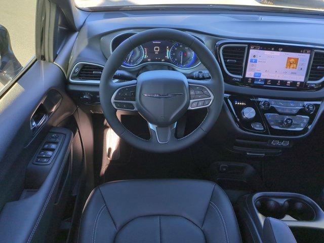 new 2025 Chrysler Voyager car, priced at $40,512