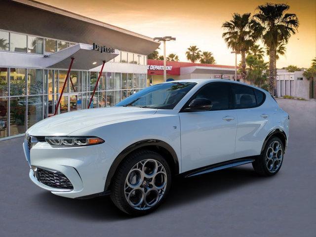 new 2024 Alfa Romeo Tonale car