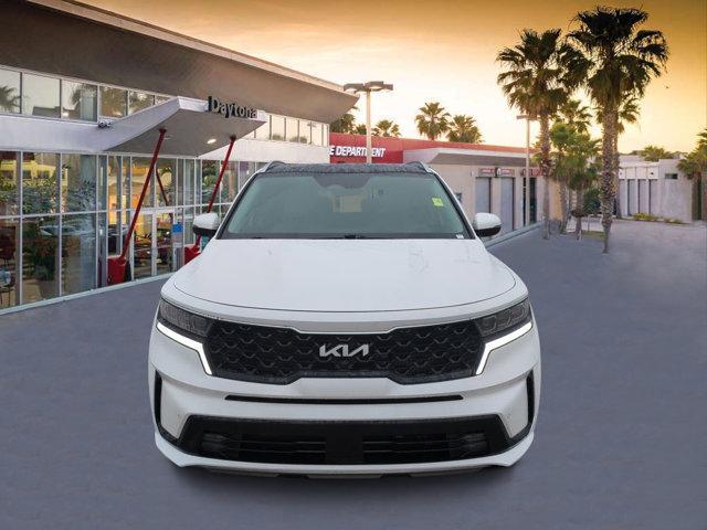 used 2022 Kia Sorento Plug-In Hybrid car, priced at $33,999