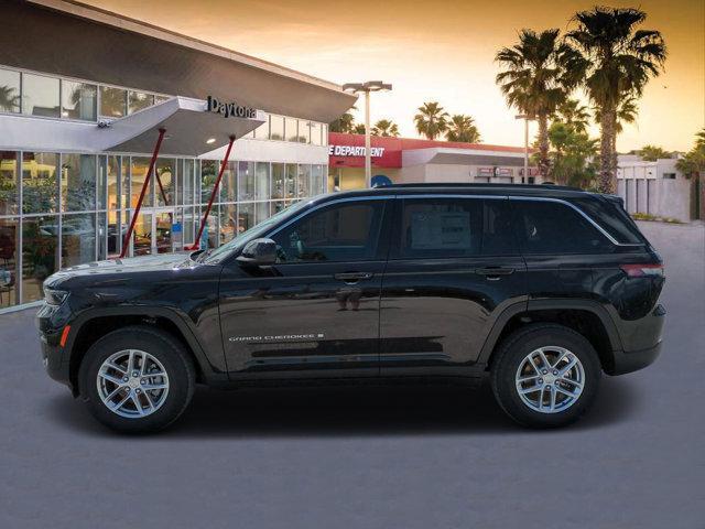 new 2025 Jeep Grand Cherokee car, priced at $40,069