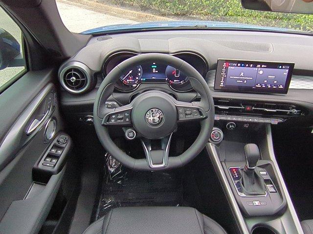 new 2024 Alfa Romeo Tonale car