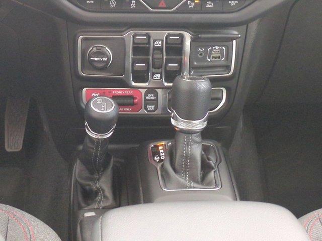 new 2025 Jeep Gladiator car, priced at $46,029