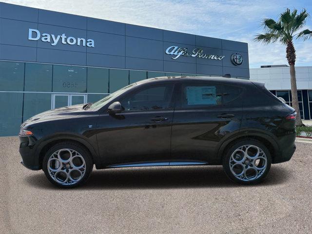 new 2024 Alfa Romeo Tonale car