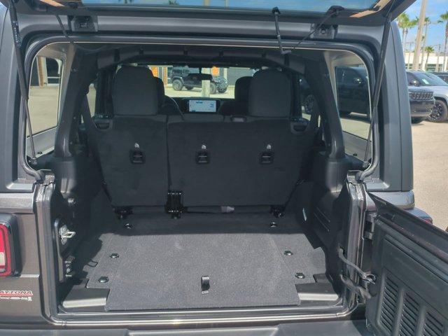 new 2025 Jeep Wrangler car, priced at $40,733