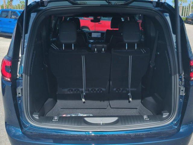 new 2025 Chrysler Pacifica car, priced at $38,646