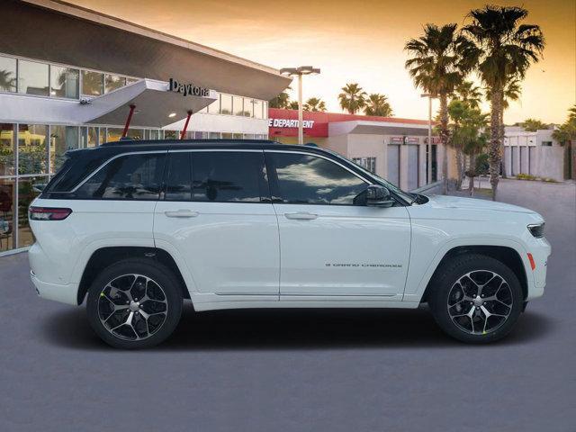 new 2025 Jeep Grand Cherokee car