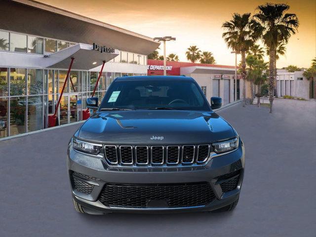 new 2025 Jeep Grand Cherokee car, priced at $42,864