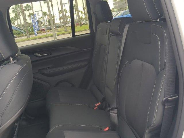 new 2025 Jeep Grand Cherokee car, priced at $38,030