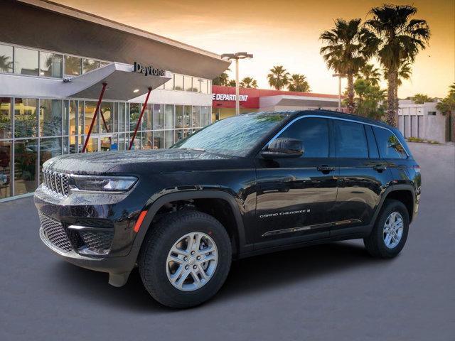 new 2025 Jeep Grand Cherokee car, priced at $38,030