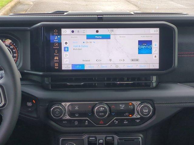 new 2025 Jeep Gladiator car, priced at $49,359