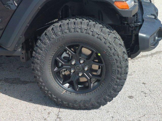 new 2025 Jeep Wrangler car, priced at $52,079