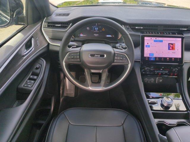 new 2025 Jeep Grand Cherokee car, priced at $48,139