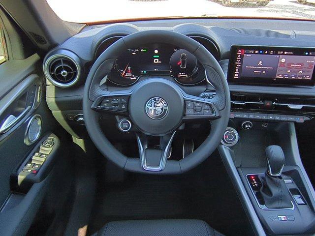 new 2024 Alfa Romeo Tonale car
