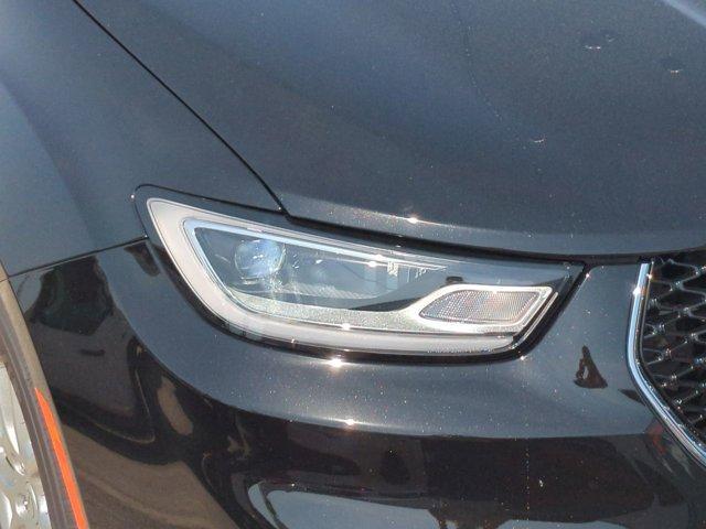 new 2025 Chrysler Pacifica car, priced at $42,151