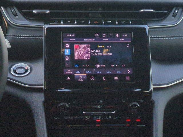 new 2025 Jeep Grand Cherokee L car, priced at $40,161