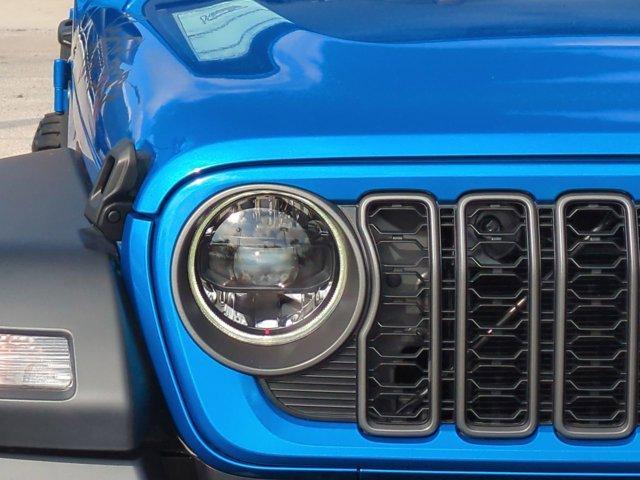new 2025 Jeep Wrangler car, priced at $70,452