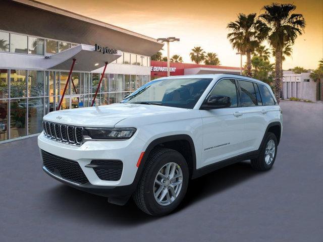 new 2025 Jeep Grand Cherokee car, priced at $35,988