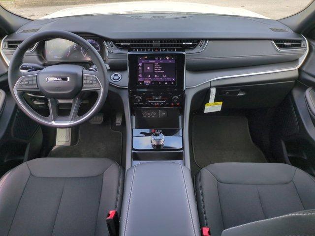 new 2025 Jeep Grand Cherokee car, priced at $35,988