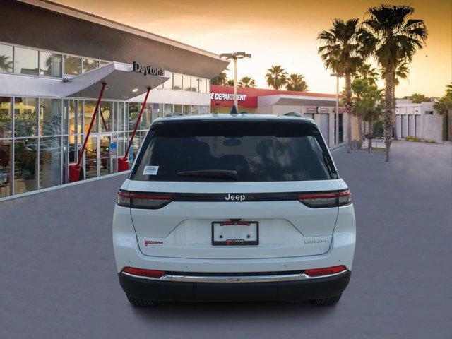 new 2025 Jeep Grand Cherokee car, priced at $35,988