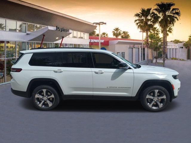 new 2025 Jeep Grand Cherokee L car, priced at $50,961