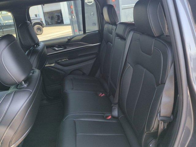 new 2025 Jeep Grand Cherokee car, priced at $52,426