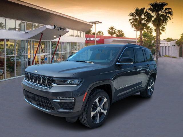 new 2025 Jeep Grand Cherokee car, priced at $52,426
