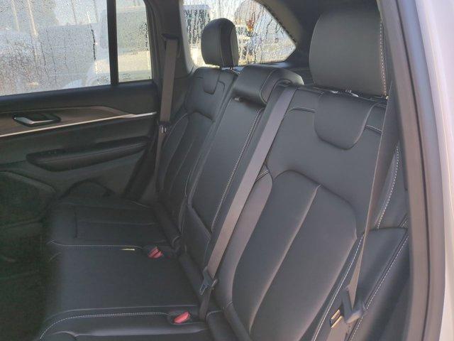 new 2025 Jeep Grand Cherokee car, priced at $46,294