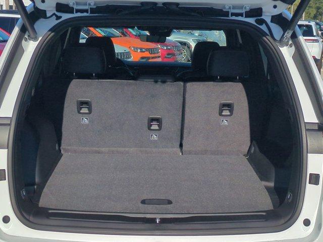 new 2025 Jeep Grand Cherokee car, priced at $46,294