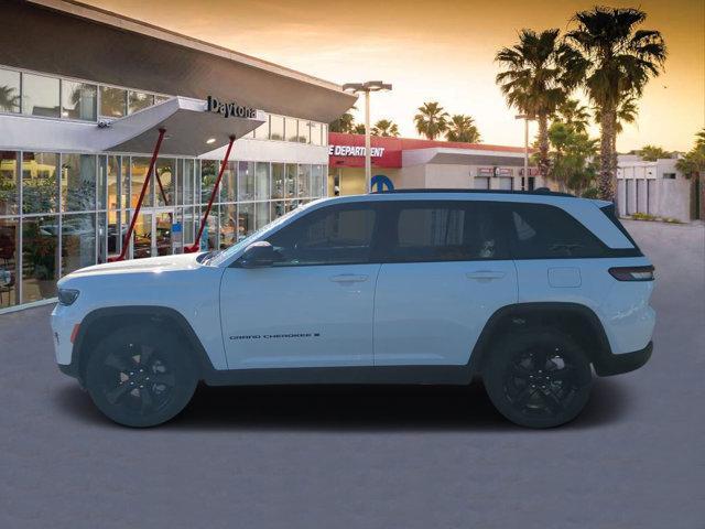 new 2025 Jeep Grand Cherokee car, priced at $46,294