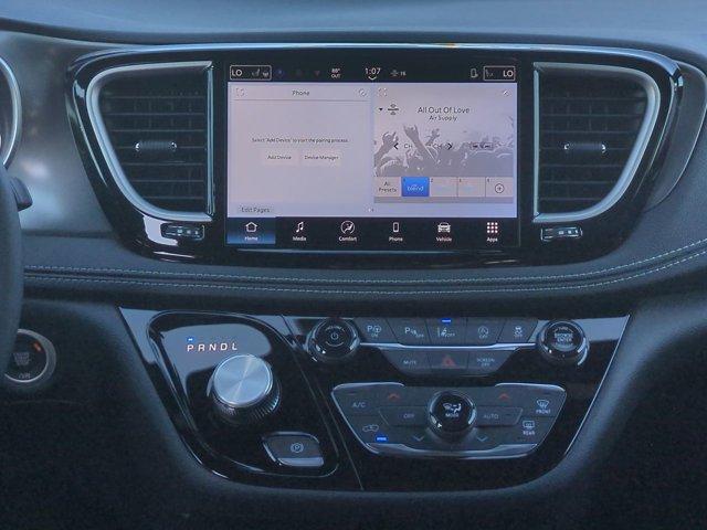 new 2025 Chrysler Pacifica car, priced at $39,431