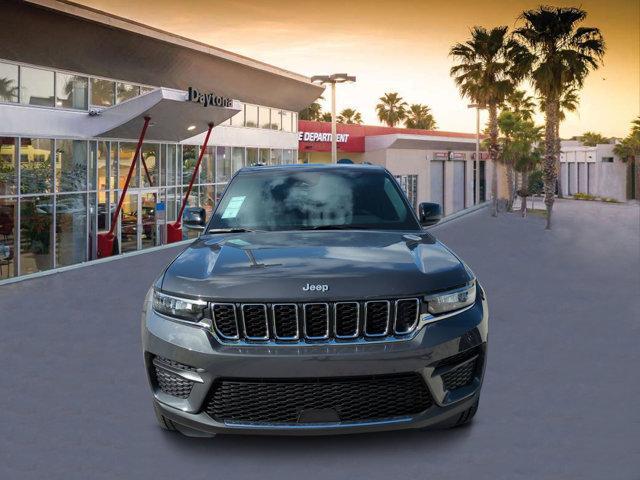 new 2025 Jeep Grand Cherokee car, priced at $39,319