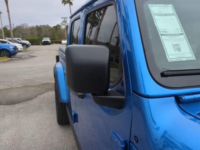 new 2025 Jeep Gladiator car, priced at $45,759