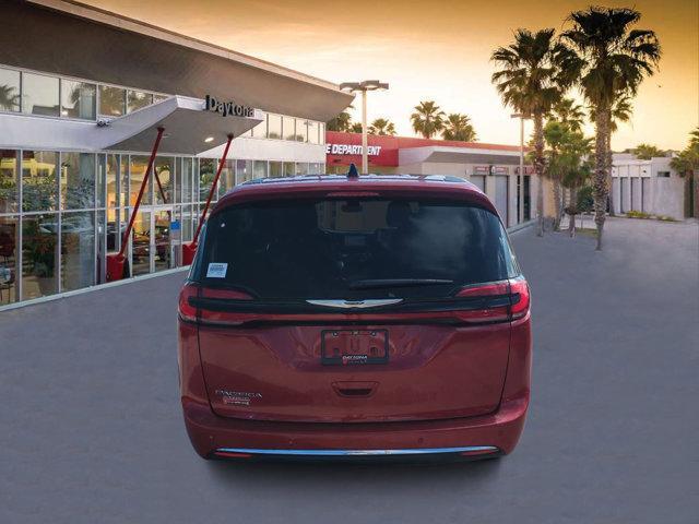 new 2025 Chrysler Pacifica car, priced at $38,646