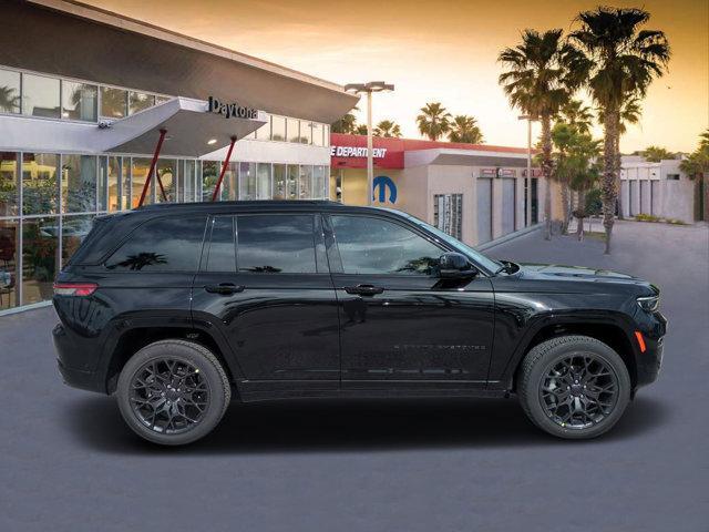 new 2024 Jeep Grand Cherokee car, priced at $71,119