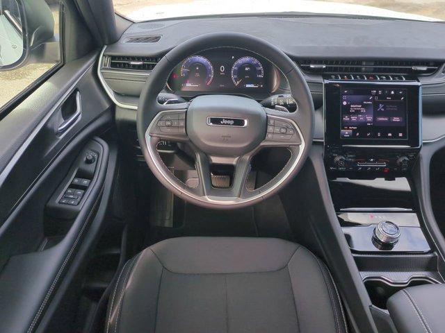 new 2025 Jeep Grand Cherokee car, priced at $39,524