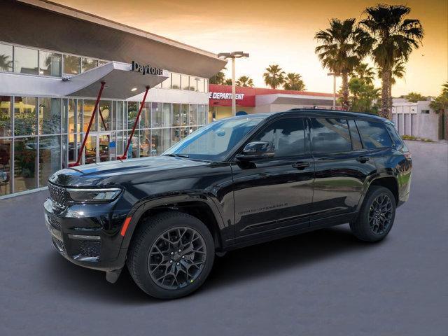 new 2024 Jeep Grand Cherokee L car, priced at $69,749