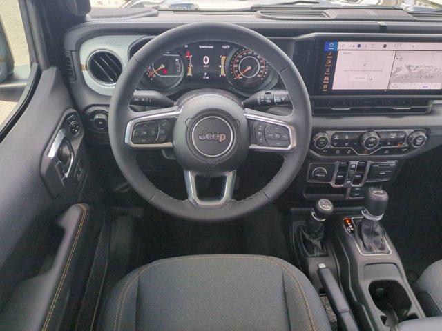 new 2025 Jeep Wrangler car, priced at $57,719