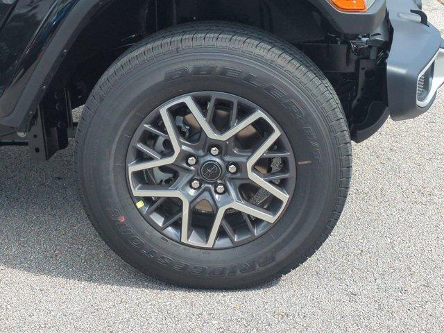 new 2025 Jeep Wrangler car, priced at $57,719