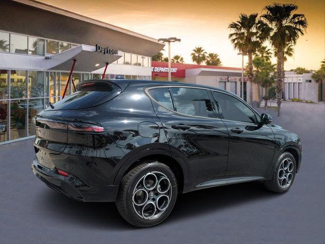 new 2025 Alfa Romeo Tonale car