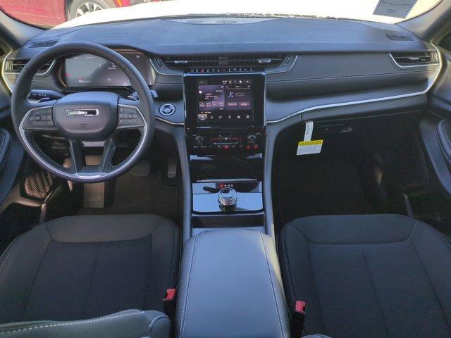 new 2025 Jeep Grand Cherokee car, priced at $36,429