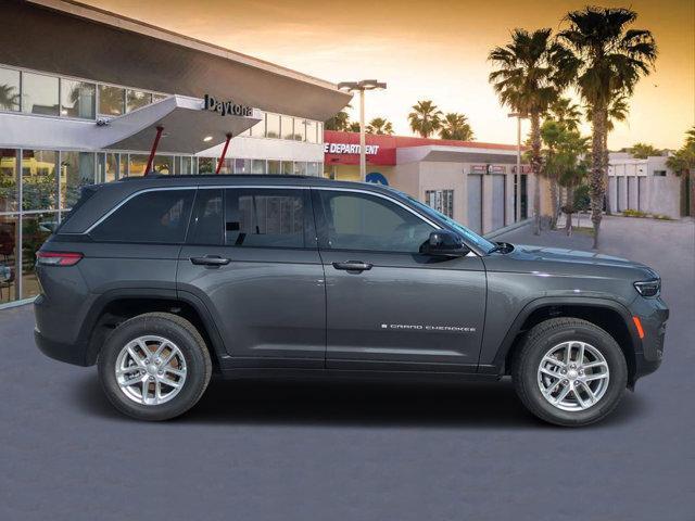 new 2025 Jeep Grand Cherokee car, priced at $38,819