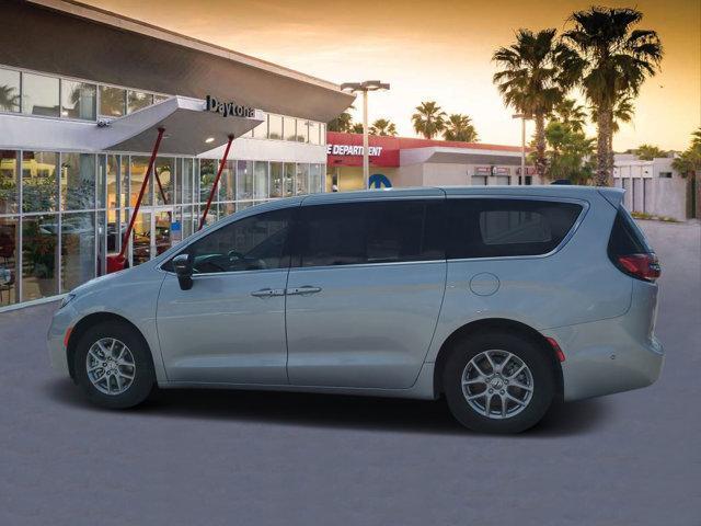 new 2024 Chrysler Pacifica car, priced at $41,289