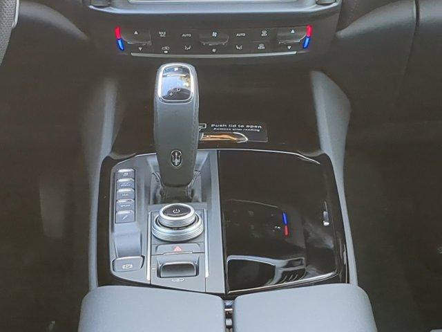 new 2024 Maserati Levante car