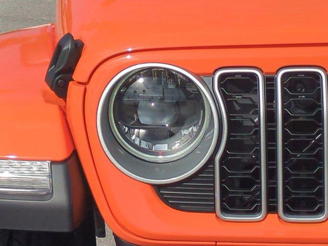 new 2025 Jeep Wrangler car, priced at $45,436