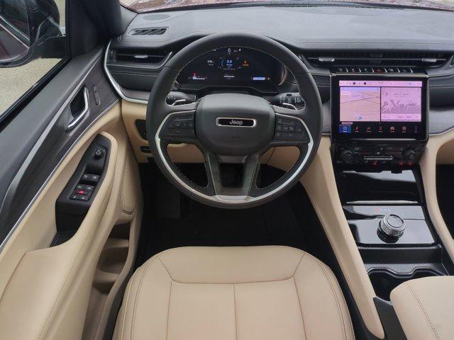 new 2025 Jeep Grand Cherokee L car, priced at $42,016