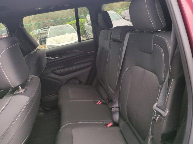 new 2025 Jeep Grand Cherokee car, priced at $38,774