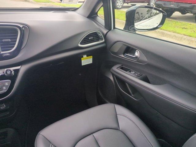 new 2025 Chrysler Voyager car, priced at $38,988